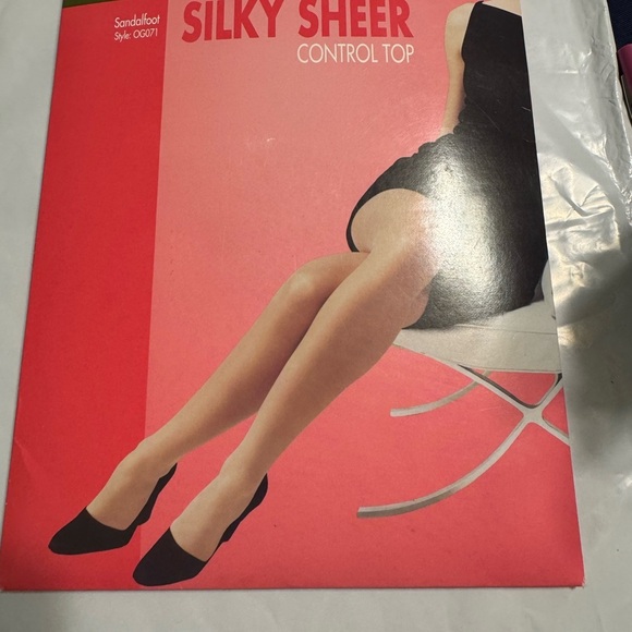 Hanes Silk Reflections Hosiery Size CD Pearl, Jet, Barely There, Navy NWT - Picture 8 of 15